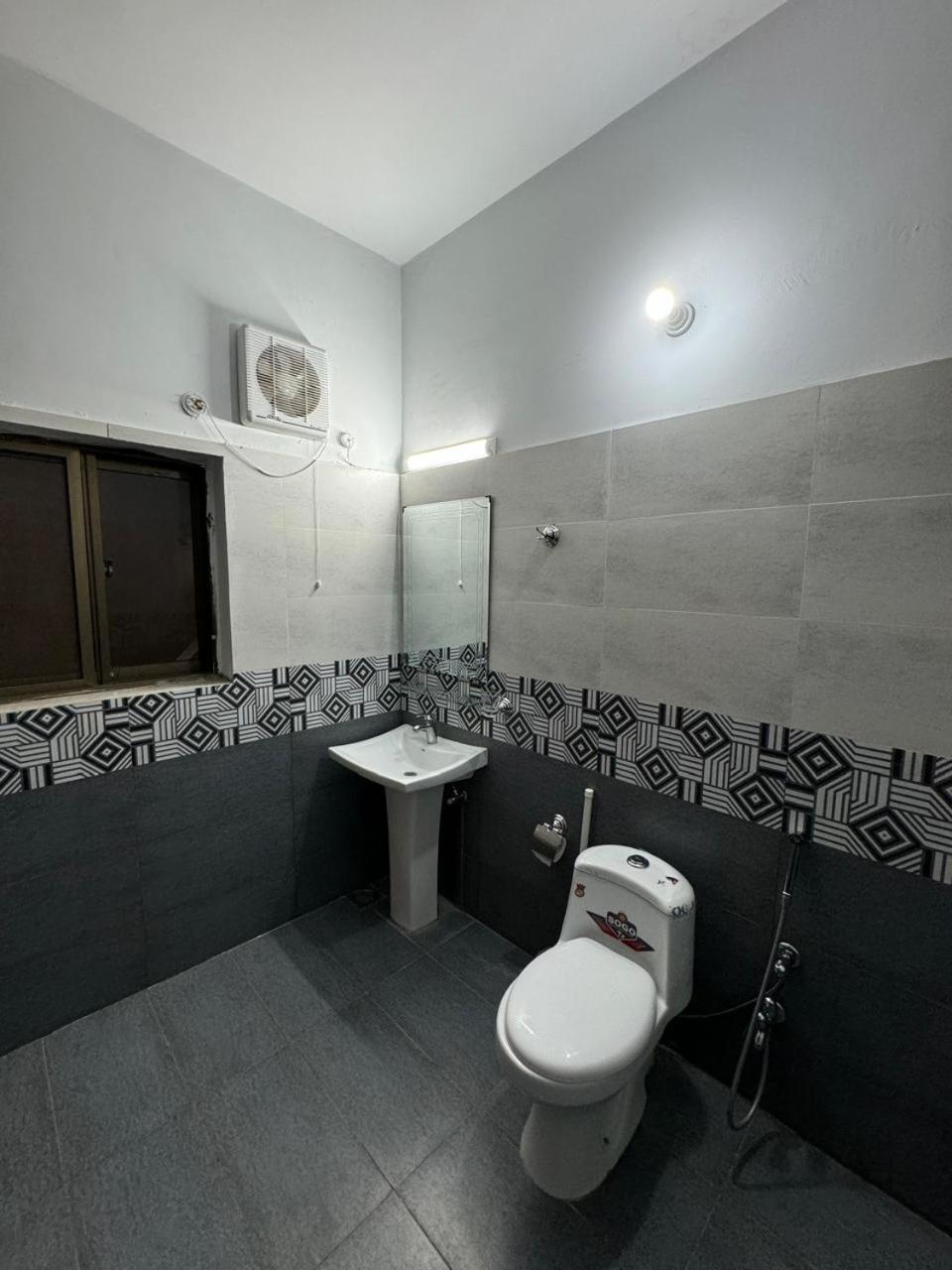 Park View Residency Hotell Islamabad Exteriör bild